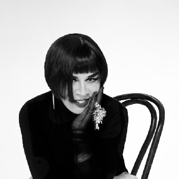 Sezen Aksu